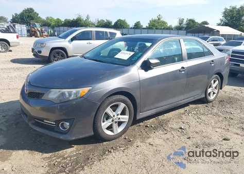 2014 Toyota Camry Se z USA, uszkodzony, nr VIN 4T1BF1FK9EU430806